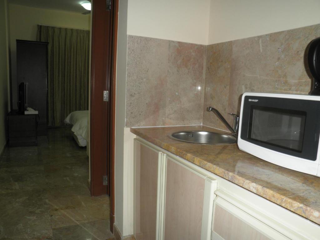 Hamasa Plaza Hotel Al Buraimi Room photo