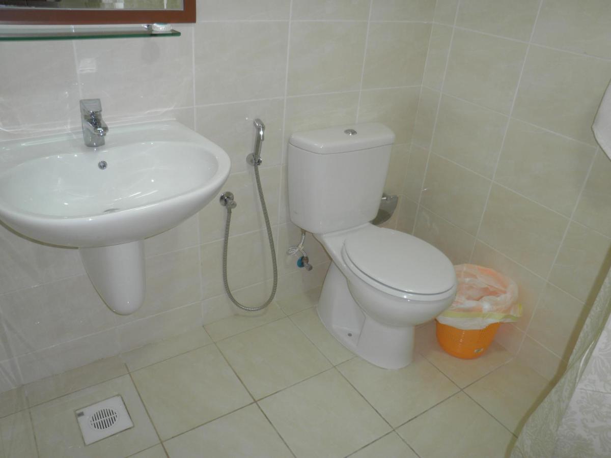 Hamasa Plaza Hotel Al Buraimi Room photo
